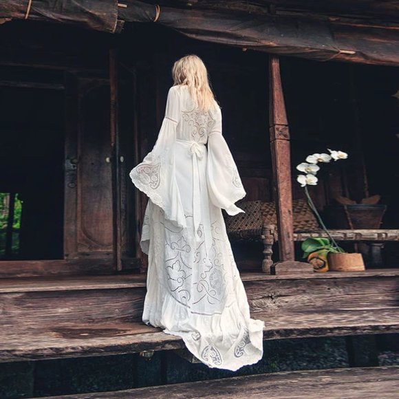 Spell Ivory Embroidered Beach Robe - Picture 6 of 16